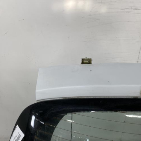 Malle/Hayon arriere RENAULT CLIO 3