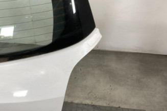 Malle/Hayon arriere RENAULT CLIO 3