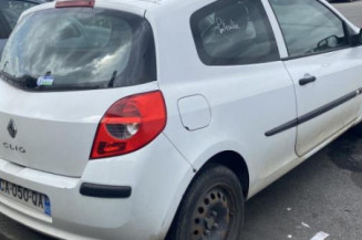 Malle/Hayon arriere RENAULT CLIO 3