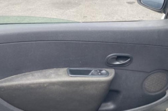 Malle/Hayon arriere RENAULT CLIO 3