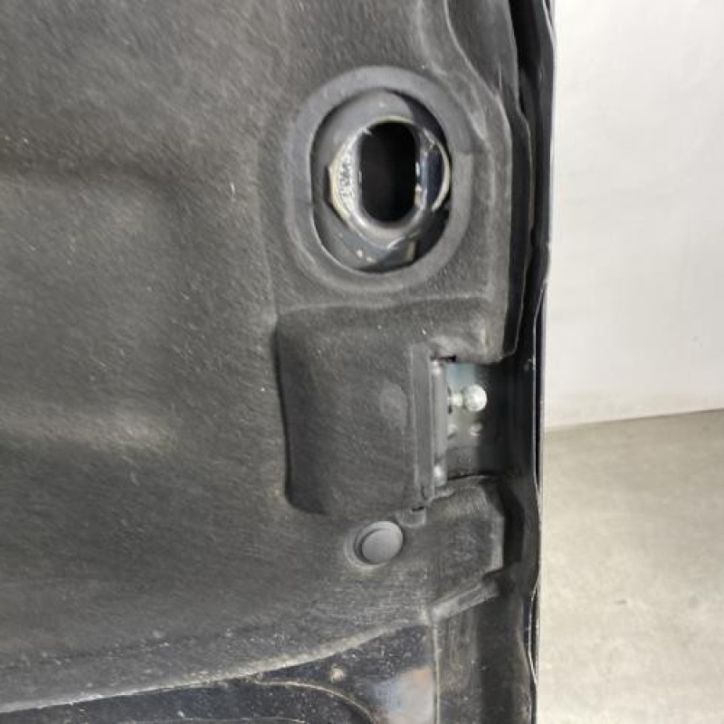 Capot MERCEDES CLASSE C 203 Photo n°9