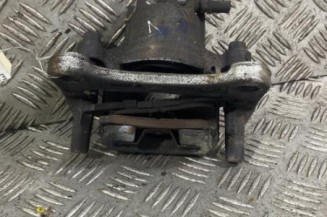 Etrier avant droit (freinage) MITSUBISHI SPACE STAR 3