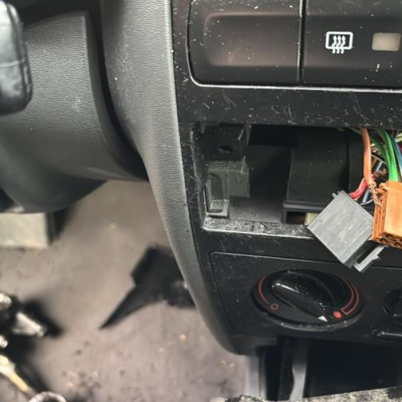 Moteur essuie glace arriere AUDI A3 1 Photo n°17