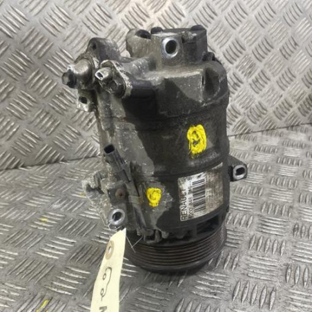 Compresseur clim RENAULT TRAFIC 3 COURT Photo n°1