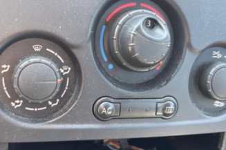 Amortisseur avant droit RENAULT CLIO 3