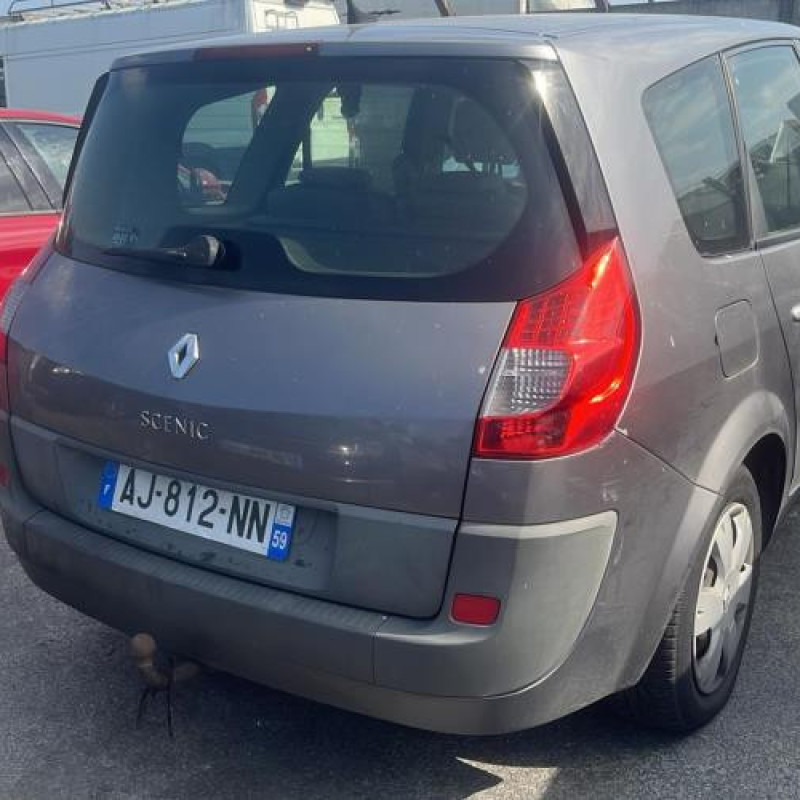 Pare choc arriere RENAULT GRAND SCENIC 2 Photo n°12