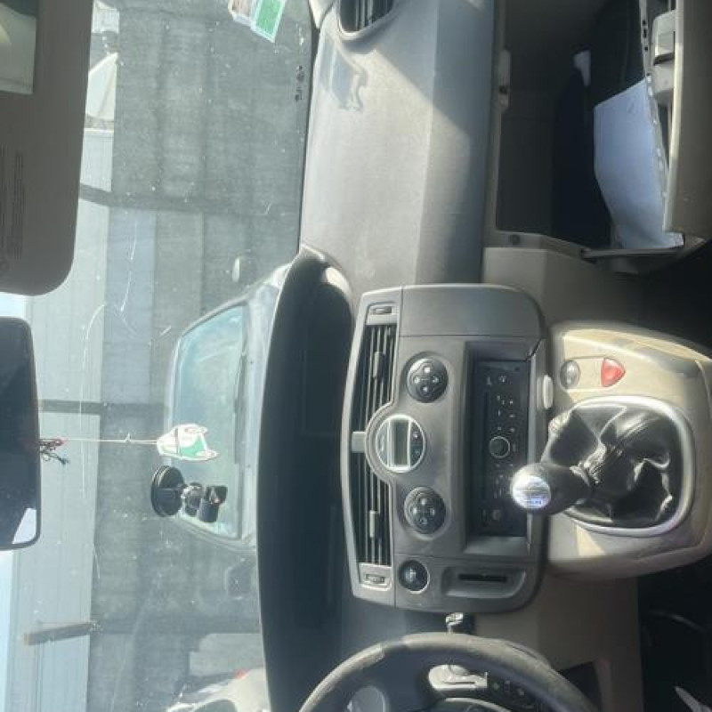 Pare choc arriere RENAULT GRAND SCENIC 2 Photo n°18