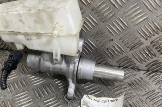 Maitre cylindre (freinage) OPEL VIVARO 3