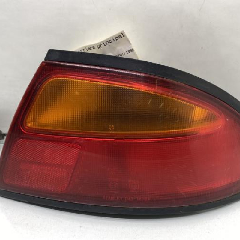 Feu arriere principal droit (feux) MAZDA 323 5 Photo n°1