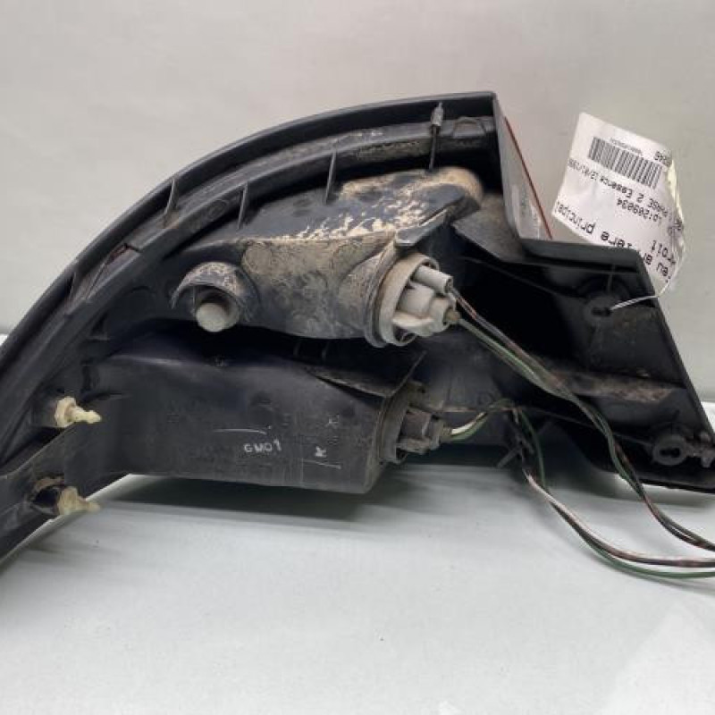 Feu arriere principal droit (feux) MAZDA 323 5 Photo n°2