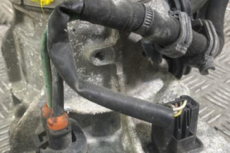 Pompe de direction PEUGEOT 308 1
