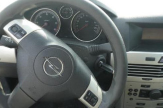Optique avant principal gauche (feux)(phare) OPEL ASTRA H