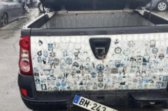 Hayon superieur DACIA LOGAN 1