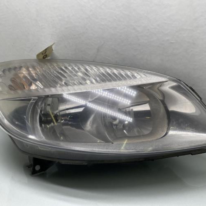 Optique avant principal droit (feux)(phare) RENAULT GRAND SCENIC 2 Photo n°1