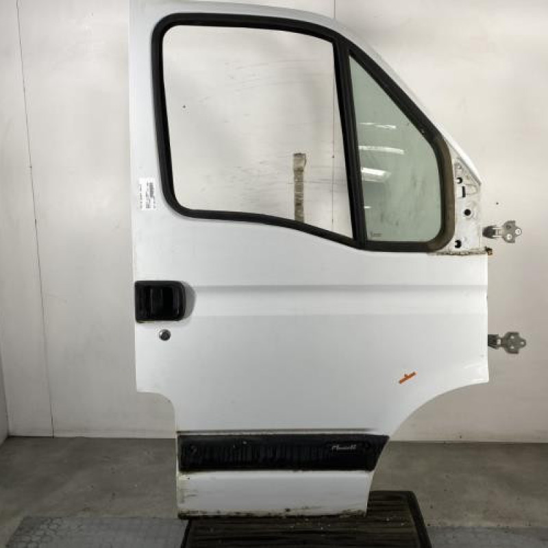 Porte avant droit RENAULT MASCOTT Photo n°1
