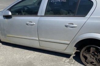 Porte arriere gauche OPEL ASTRA H