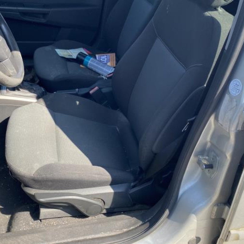 Porte arriere gauche OPEL ASTRA H Photo n°17