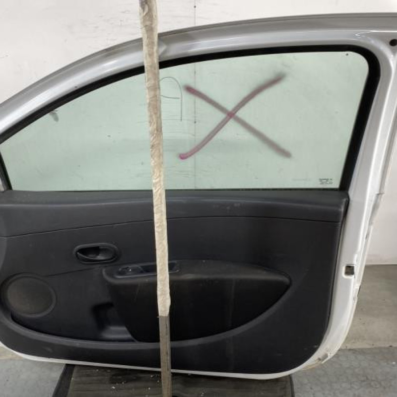 Porte avant droit RENAULT CLIO 3 Photo n°7