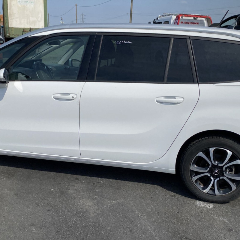CITROEN C4 GRAND SPACETOURER 1.5 BLUE HDI - 16V TURBO Photo n°8
