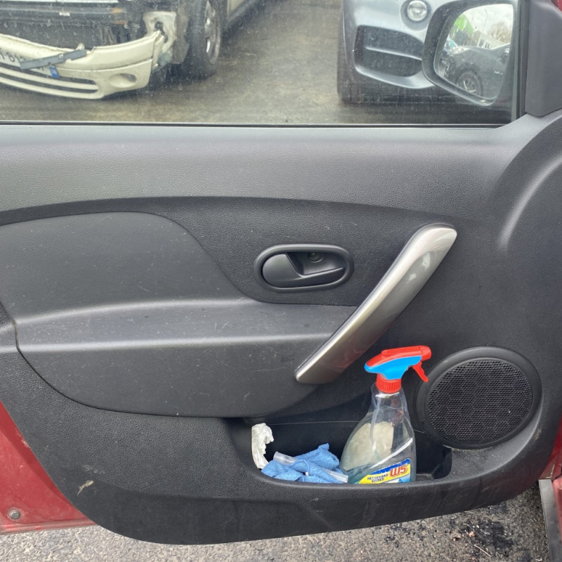 DACIA SANDERO 2 PHASE 1 0.9i - 12V TURBO TCE 90 Photo n°9