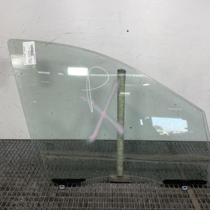 Vitre avant droit RENAULT SCENIC 3 Photo n°1