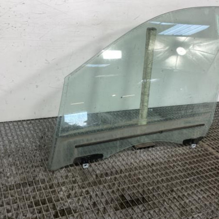 Vitre avant gauche RENAULT SCENIC 3