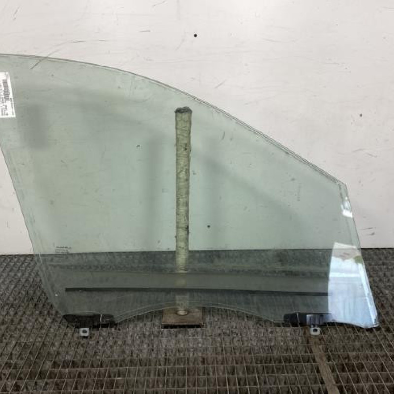 Vitre avant gauche RENAULT SCENIC 3 Photo n°4