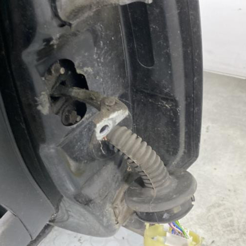 Porte avant gauche CITROEN C2 Photo n°5