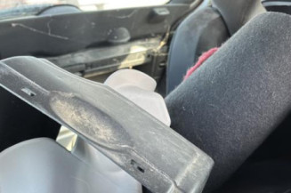 Vitre avant droit CITROEN C2