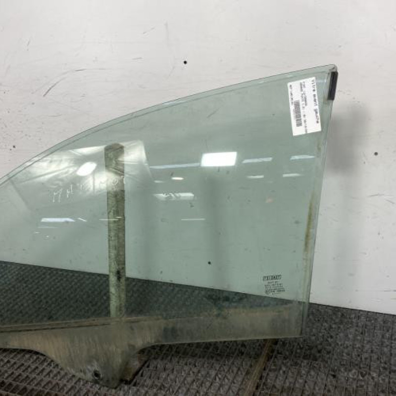 Vitre avant gauche FIAT GRANDE PUNTO Photo n°3