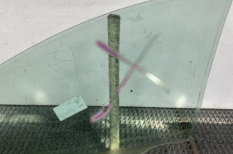Vitre avant droit PEUGEOT 207