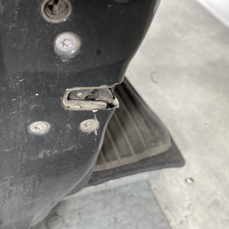 Porte avant gauche CITROEN C2 Photo n°4