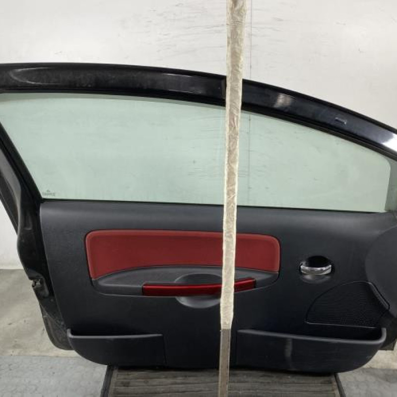 Porte avant gauche CITROEN C2 Photo n°8