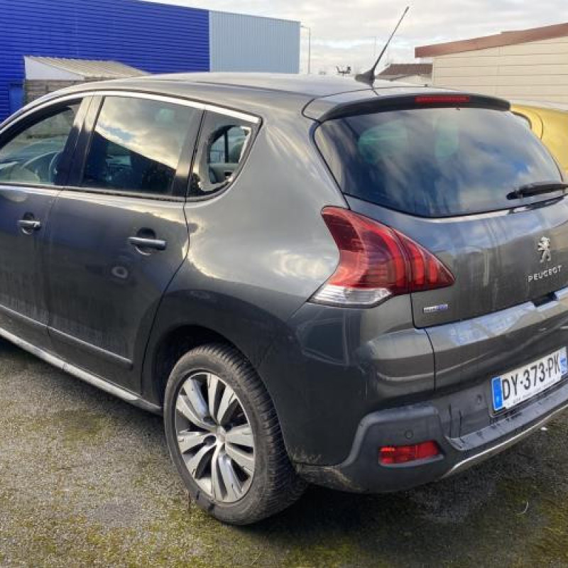 Malle/Hayon arriere PEUGEOT 3008 1 Photo n°17