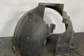 Pare boue avant gauche PEUGEOT 3008 1