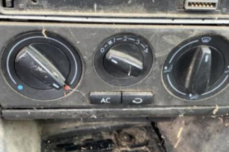 Pare boue avant droit VOLKSWAGEN GOLF 4