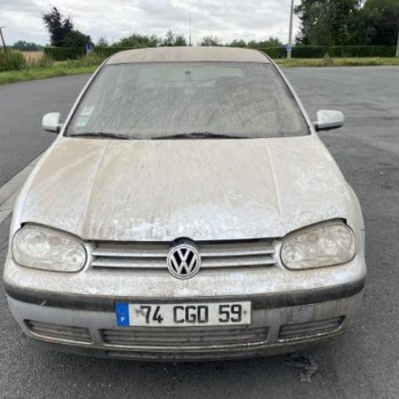 Pare boue avant droit VOLKSWAGEN GOLF 4 Photo n°14