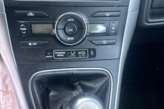 Anti brouillard droit (feux) TOYOTA AURIS 1 Photo n°1