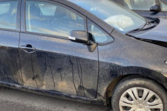 Anti brouillard droit (feux) TOYOTA AURIS 1