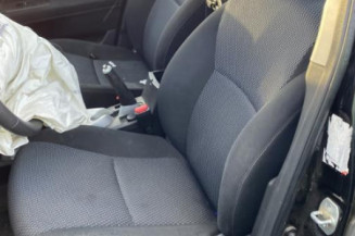 Anti brouillard droit (feux) TOYOTA AURIS 1