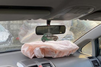 Anti brouillard droit (feux) TOYOTA AURIS 1
