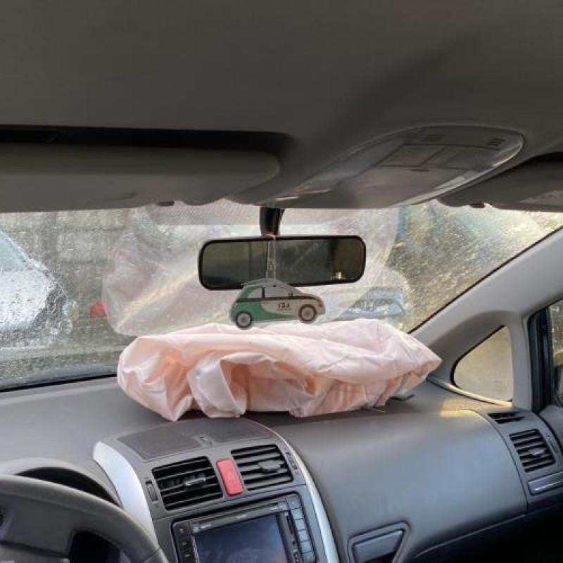 Anti brouillard droit (feux) TOYOTA AURIS 1 Photo n°16