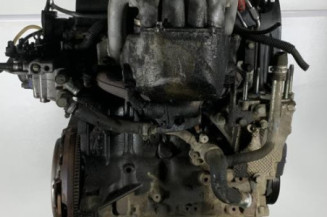 Moteur CITROEN SAXO Photo n°1