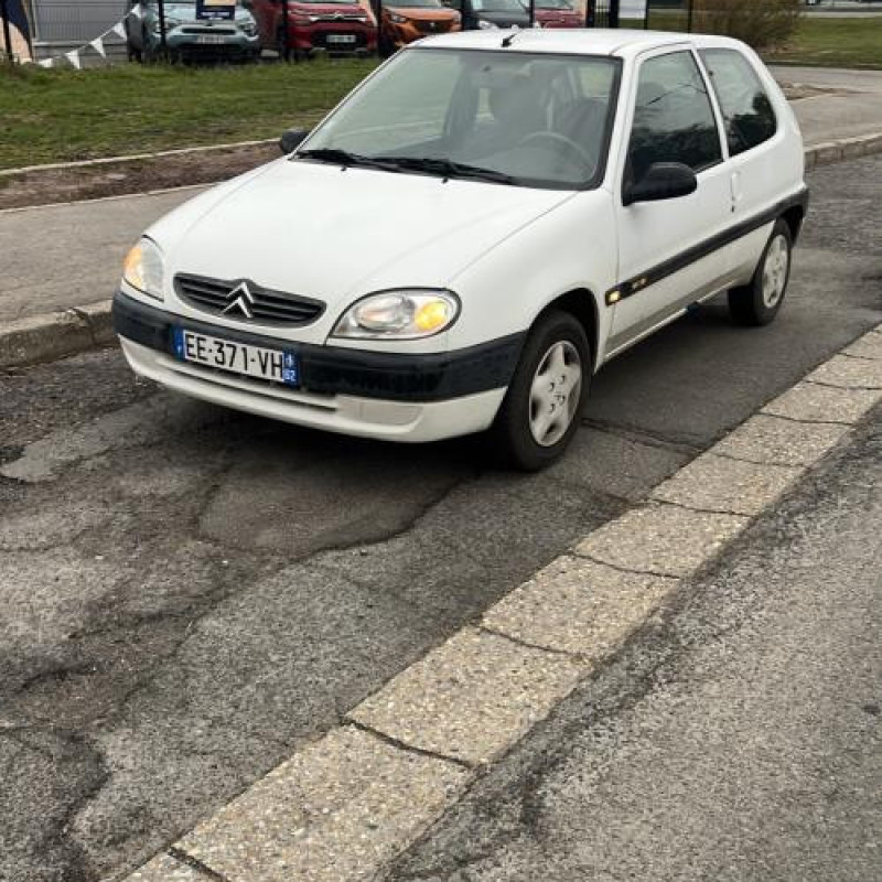 Moteur CITROEN SAXO Photo n°5
