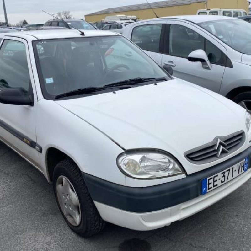 Moteur CITROEN SAXO Photo n°16