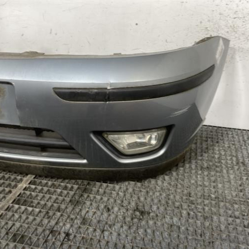 Pare choc avant FORD FOCUS 1 Photo n°4