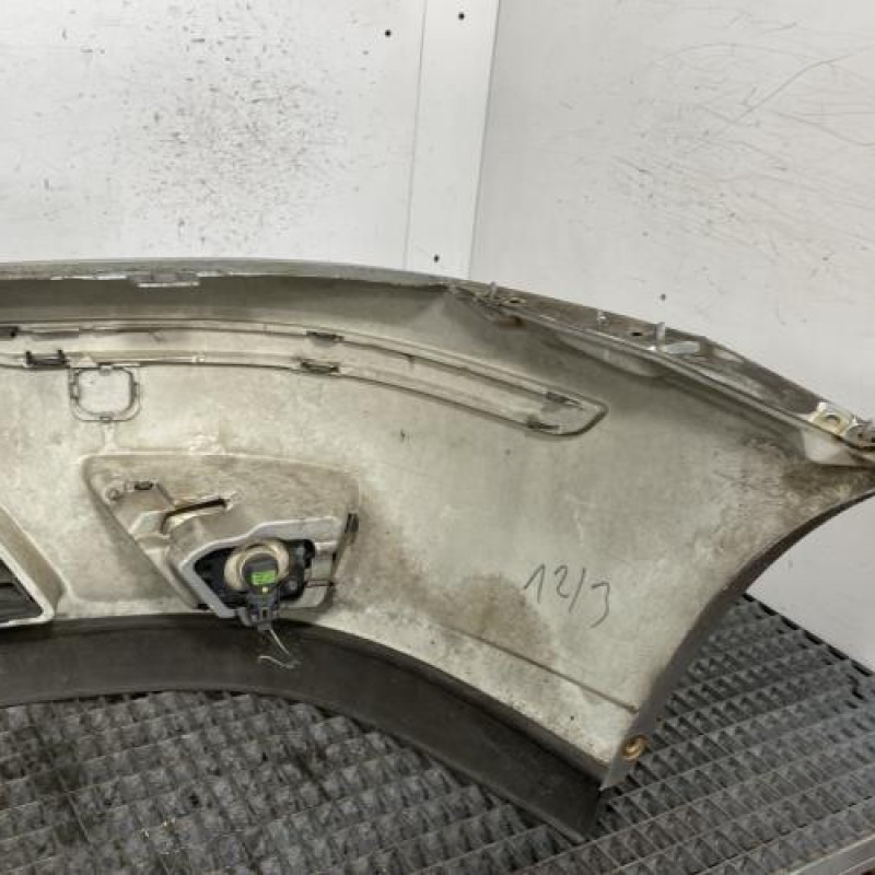Pare choc avant FORD FOCUS 1 Photo n°6