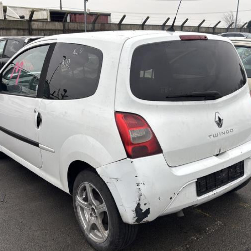 Malle/Hayon arriere RENAULT TWINGO 2 Photo n°17