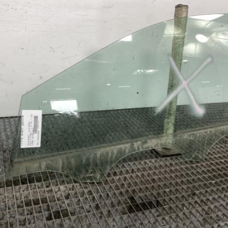 Vitre avant gauche VOLKSWAGEN POLO 6