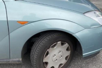 Pare choc arriere FORD FOCUS 1